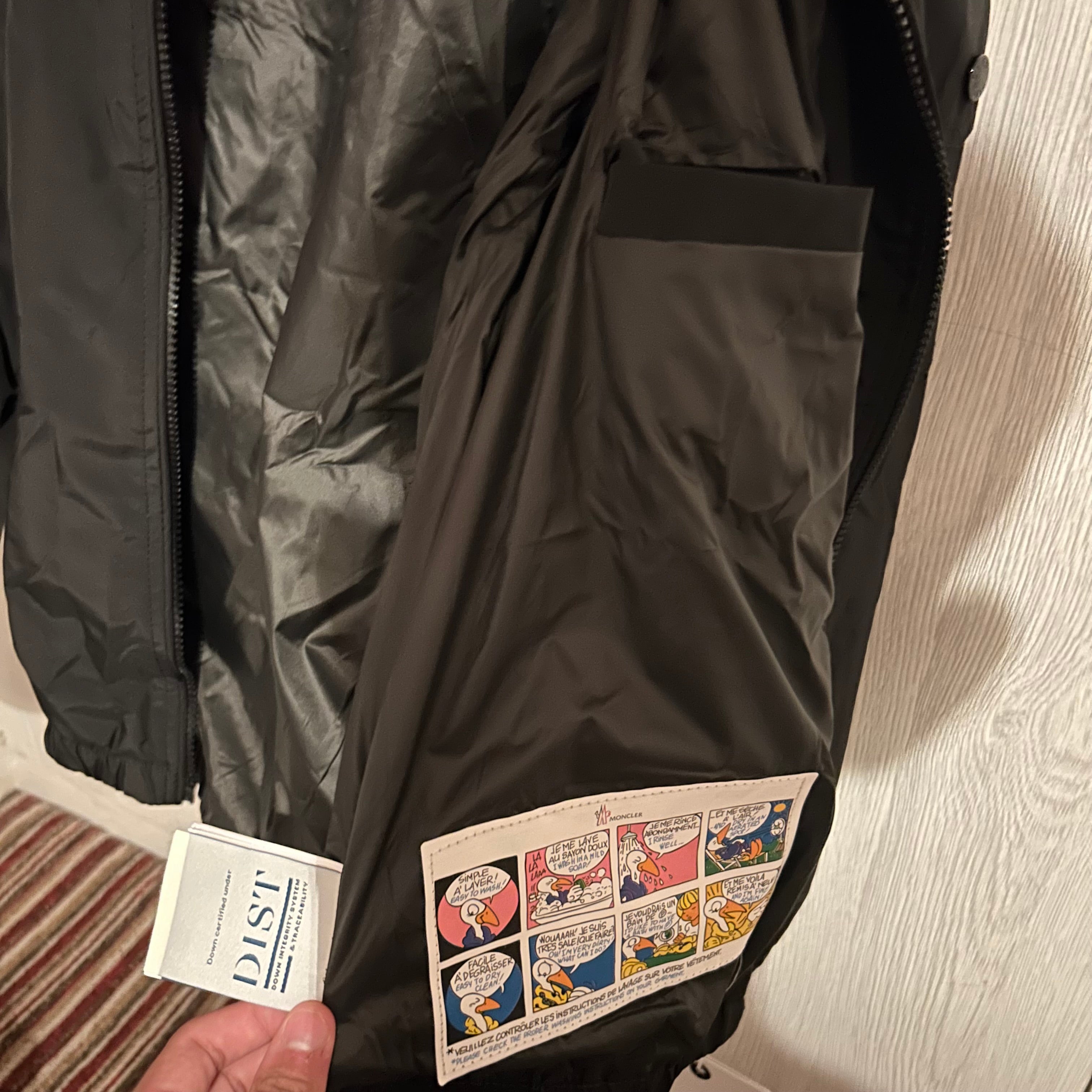 Black Cliz Winbreaker (NFC)