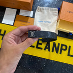 L Bracelet with box & shopping bag