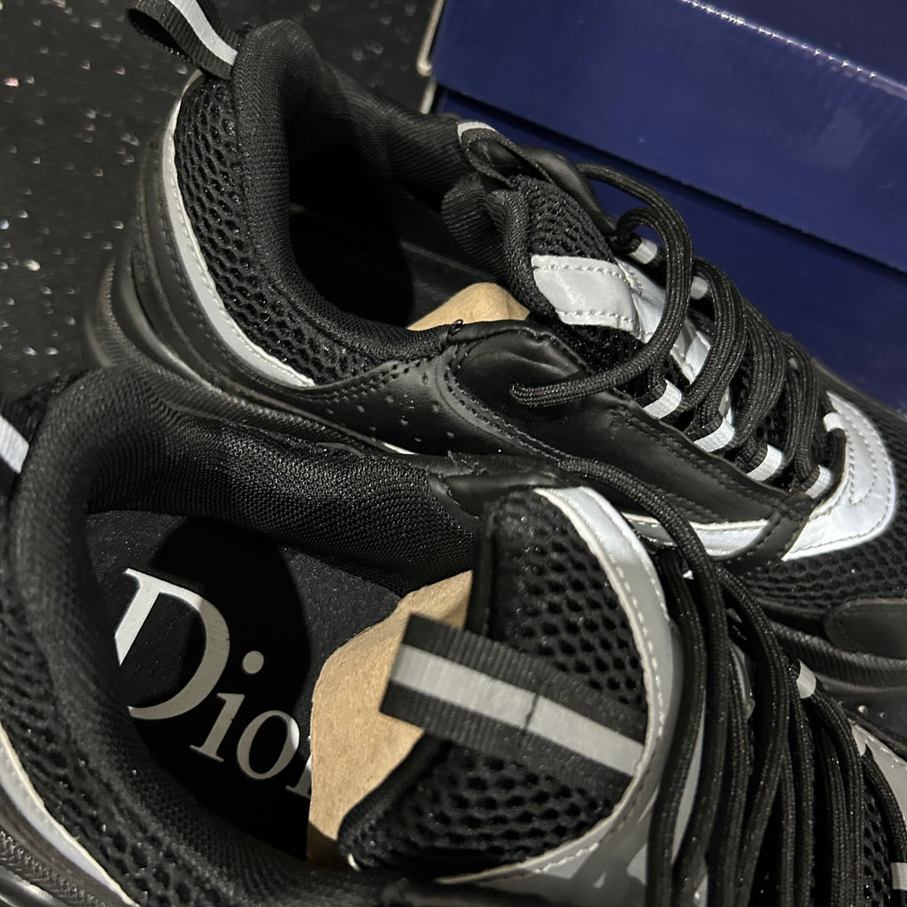 Door 22 Trainers with box