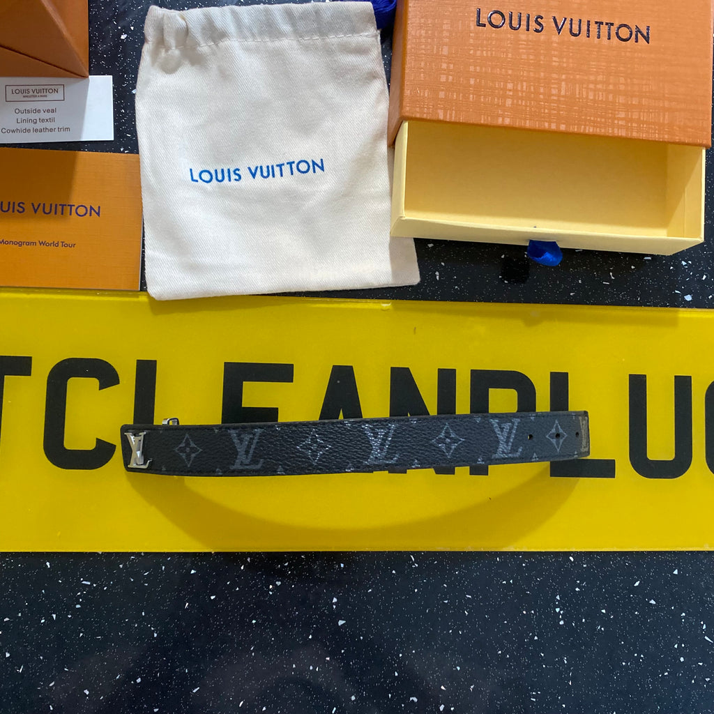 L Bracelet with box & shopping bag