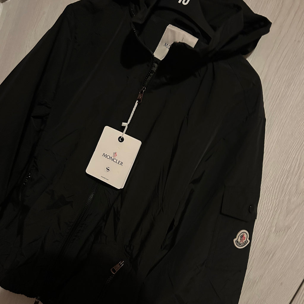 Black Cliz Winbreaker (NFC)