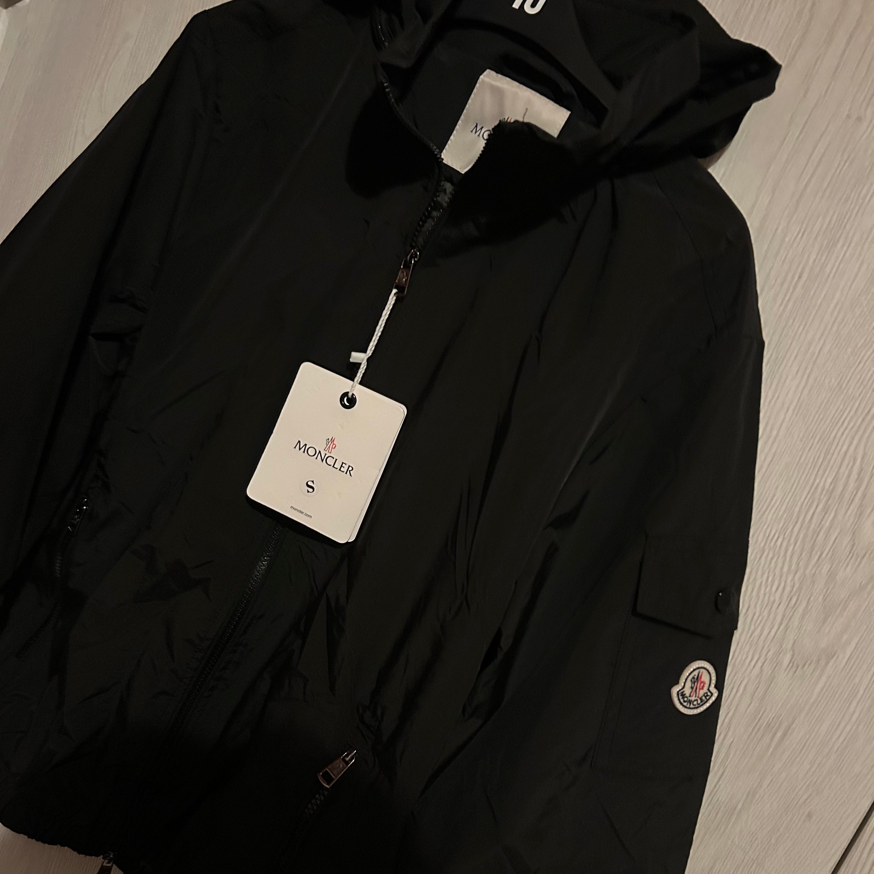 Black Cliz Winbreaker (NFC)