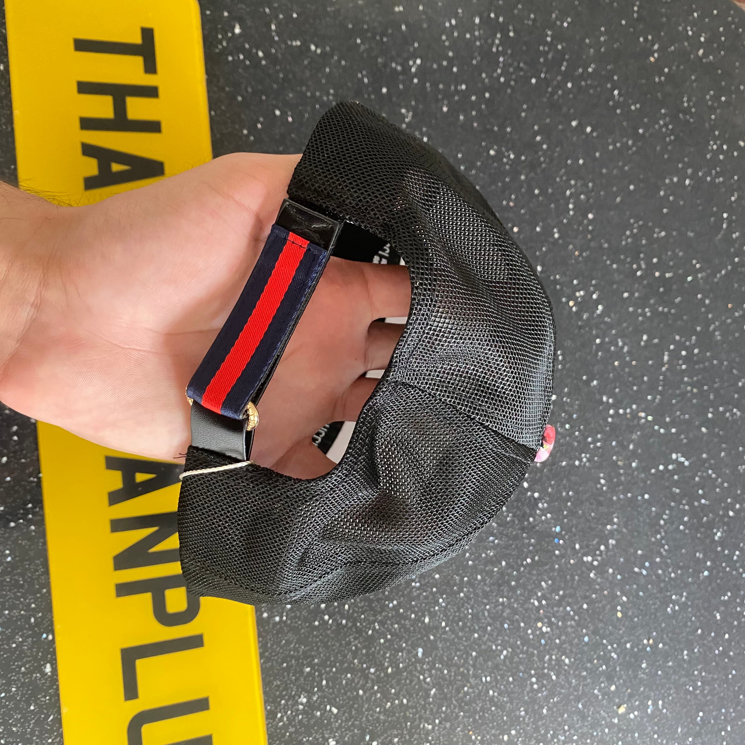 Black Red Flower Cap